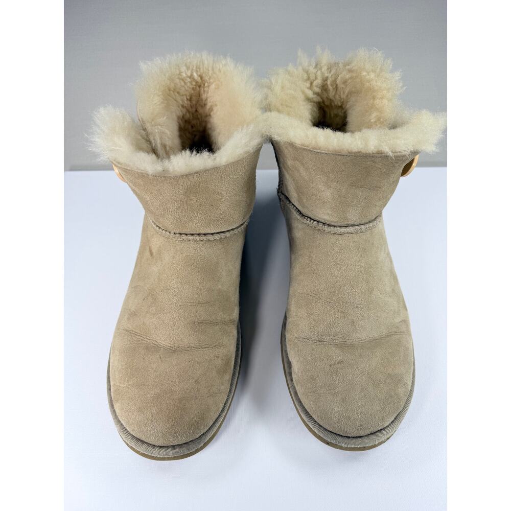 UGG Sand Suede Mini Bailey Button Sheepskin Boots 9 - Picture 8 of 9
